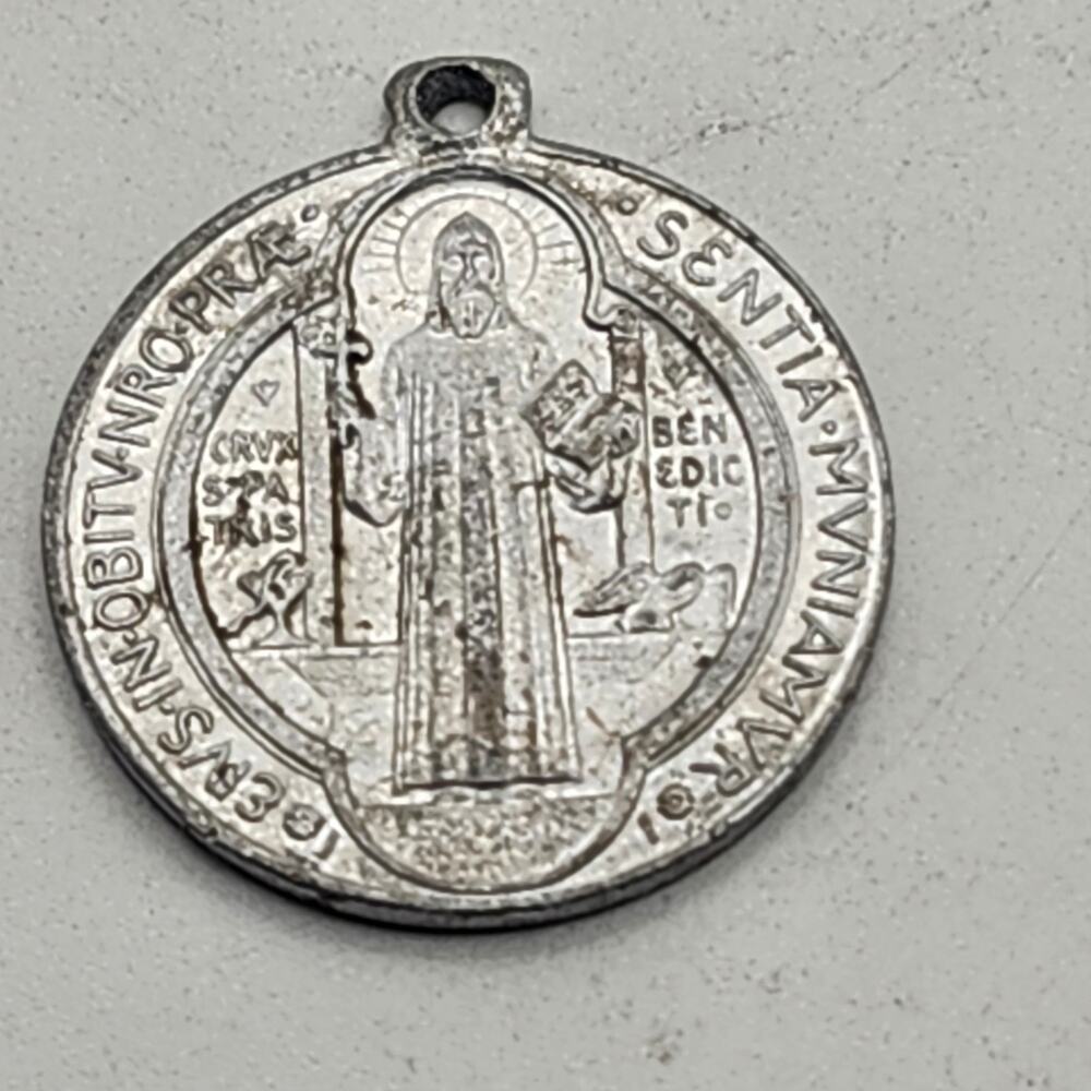 St Benedict Medal Pendant Catholic Silver Tone Protection Cross Charm Devotional - Picture 5 of 6